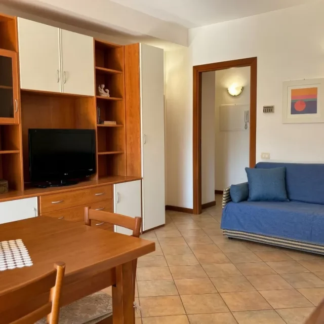 https://www.premiumvillas.it/wp-content/uploads/2026/03/RESIDENZE-IL-MATTONE-interno-3-14-640x640.webp