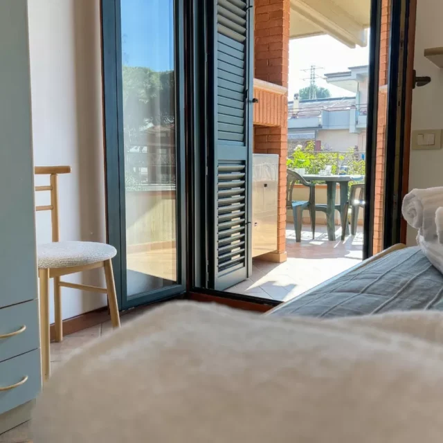 https://www.premiumvillas.it/wp-content/uploads/2026/03/RESIDENZE-IL-MATTONE-interno-3-2-640x640.webp