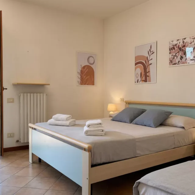 https://www.premiumvillas.it/wp-content/uploads/2026/03/RESIDENZE-IL-MATTONE-interno-3-4-640x640.webp