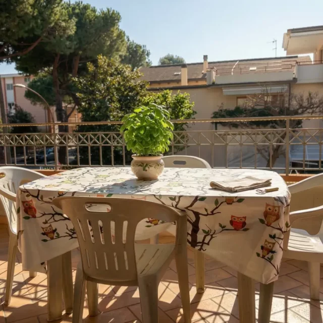 https://www.premiumvillas.it/wp-content/uploads/2026/03/RESIDENZE-IL-MATTONE-interno-5-7-640x640.webp