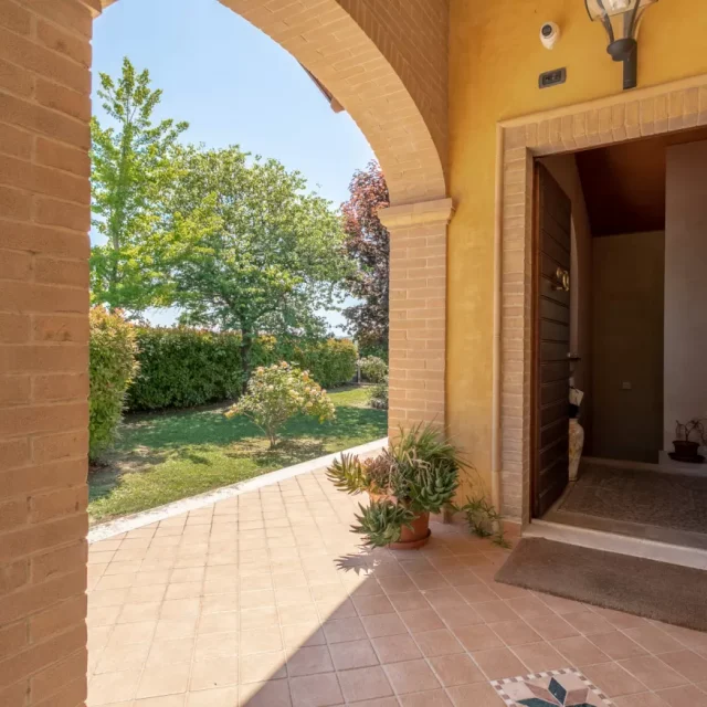 https://www.premiumvillas.it/wp-content/uploads/2026/03/villa-terrabianca-7-640x640.webp